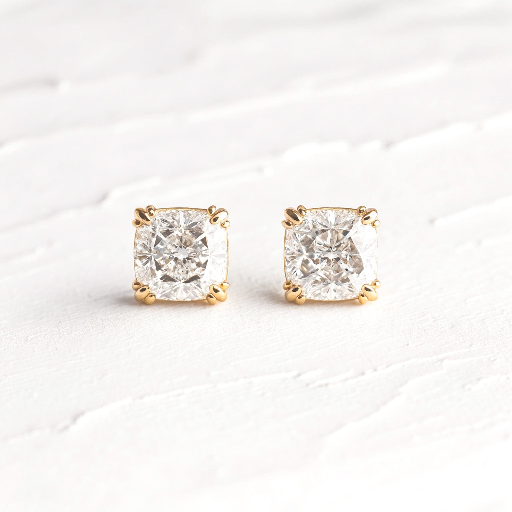 זהב צהוב - 14 קראט